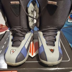 Firefly snowboarding boots size 9-9.5